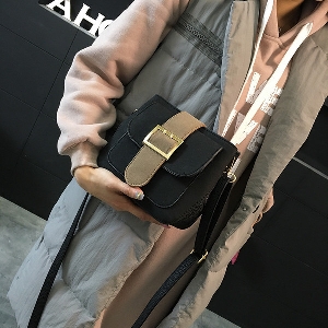 Дамска мини компактна чанта от изкуствена кожа и мека повърхност черена, черна, сива 