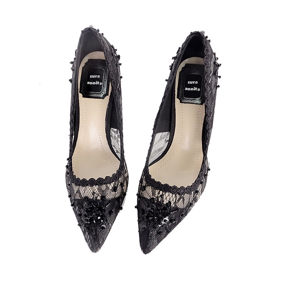 Дамски официални остри черни обувки с дантела 