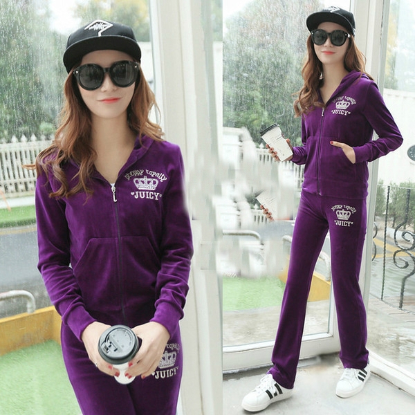 Дамски спортен екип от кадифе в различни цветове за разходка или спорт