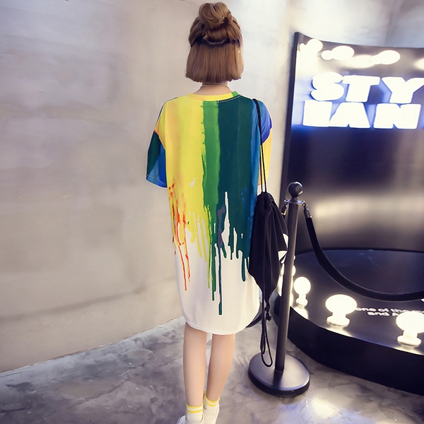 Широка дамска рокля с къс ръкав до колената - цветна с О-образна яка