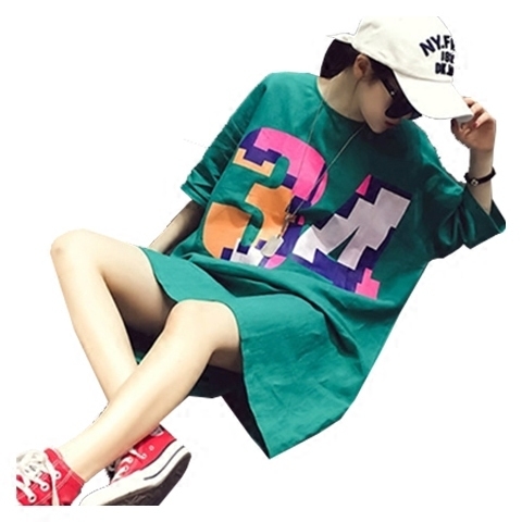 Дамска туника с 3/4 ръкав, широк модел, в бял, черен, червен и зелен цвят