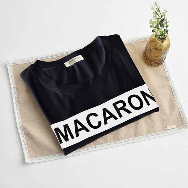 Дълга дамска туника с надпис и къс ръкав, в бял и черен цвят