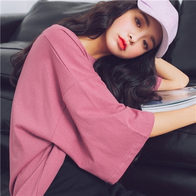 Изчистена дамска туника в няколко цвята