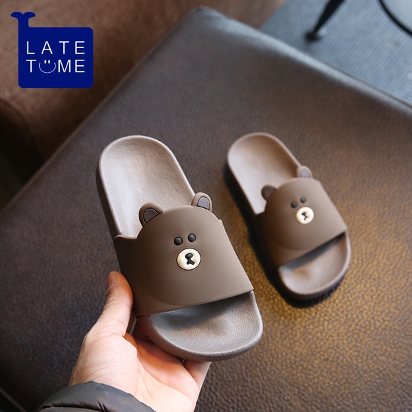 Детски гумени чехли за момчета и момичета в кафяв и розов цвят с изображение на мече и зайче и ушички