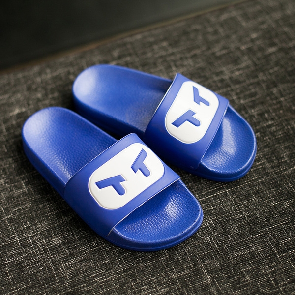 Гумени чехли за деца, жени и мъже в черен, син и розов цвят с изображение