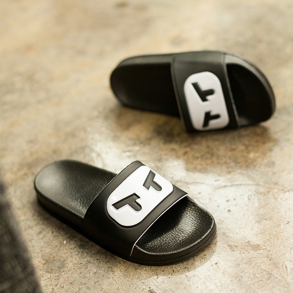 Гумени чехли за деца, жени и мъже в черен, син и розов цвят с изображение