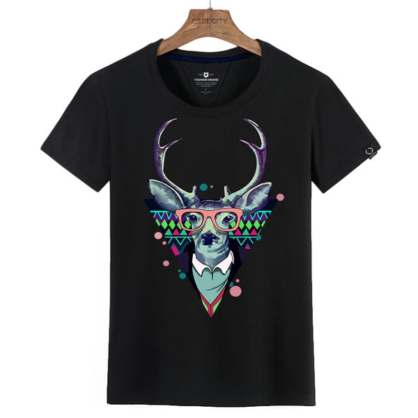 Къс ръкав много модели в различни цветове с разнообразни илюстрации