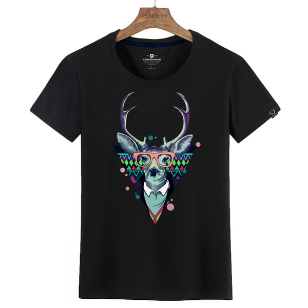 Къс ръкав много модели в различни цветове с разнообразни илюстрации