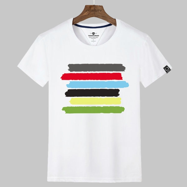 Къс ръкав много модели в различни цветове с разнообразни илюстрации