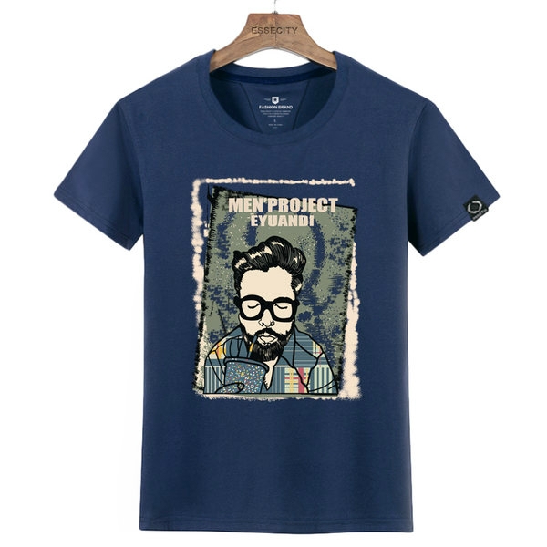 Къс ръкав много модели в различни цветове с разнообразни илюстрации