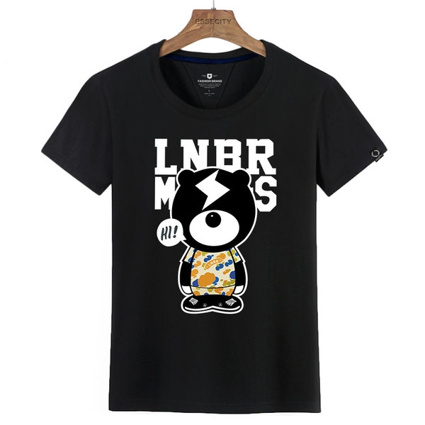 Къс ръкав много модели в различни цветове с разнообразни илюстрации