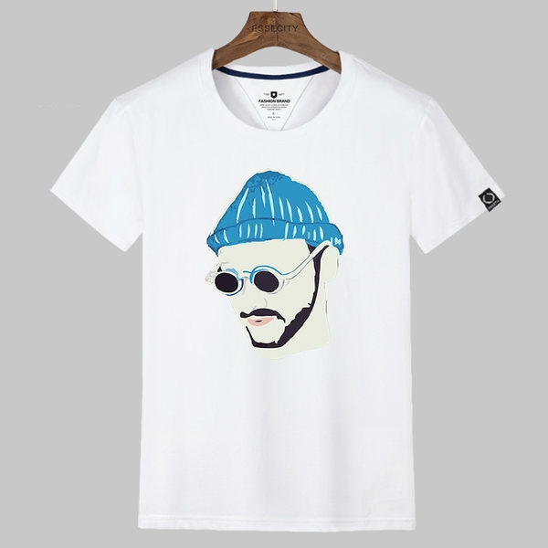 Къс ръкав много модели в различни цветове с разнообразни илюстрации