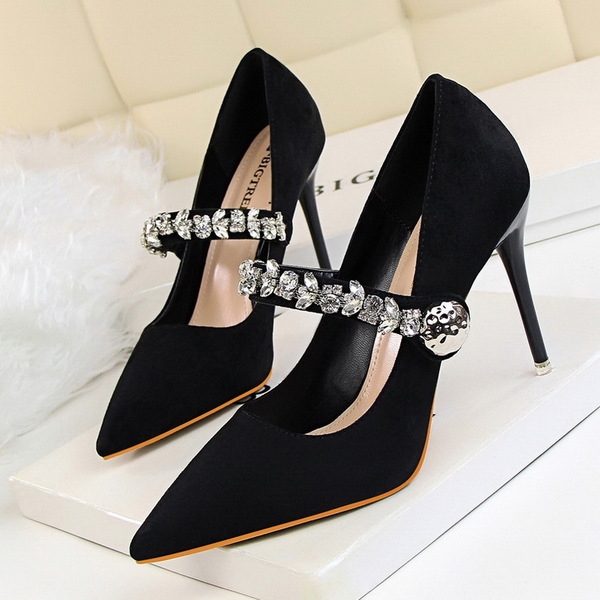 Дамски официални еко велурени обувки на ток с камъни