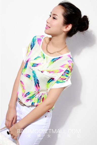 Блузи с къс ръкав и  различна шарка