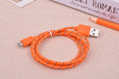 Шарени  USB  кабели 