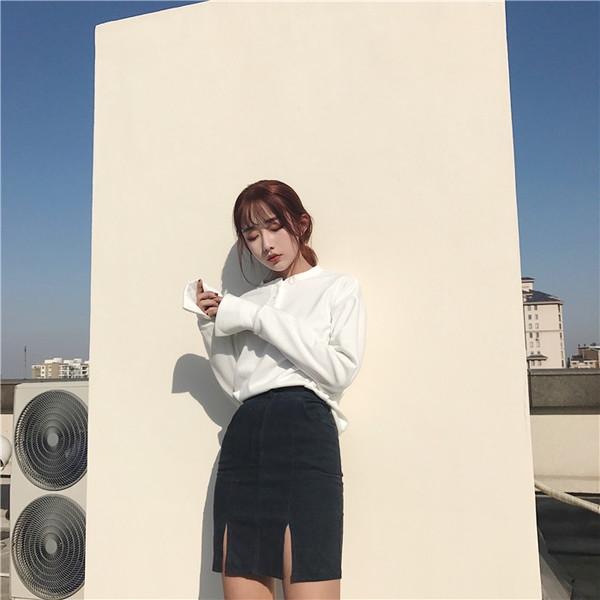 Μαύρη φούστα βελούδο με σχισμές