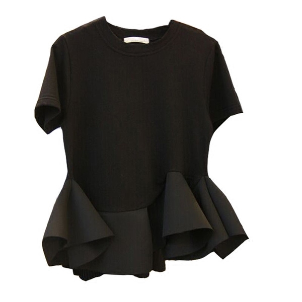 Πολλά σύγχρονα μαύρο χιτώνα