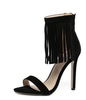 Οι γυναίκες σανδάλια τρέχουσα κρόσσια μπεζ και μαύρο