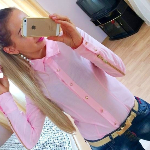 Риза със златни елементи