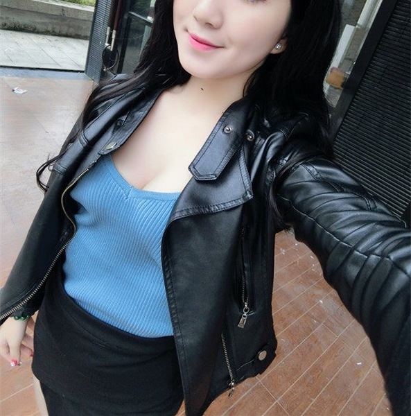 Дамски летен потник с тънки презрамки - различни цветове и модели