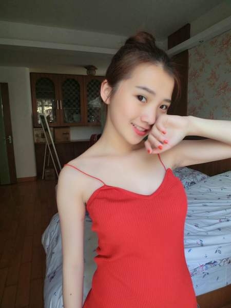 Дамски летен потник с тънки презрамки - различни цветове и модели