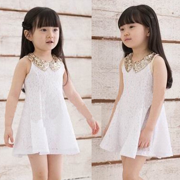  Παιδικό φόρεμα με δαντέλα για το καλοκαίρι σύντομη επίσημη : Λευκό και Μαύρο