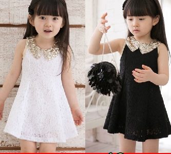  Παιδικό φόρεμα με δαντέλα για το καλοκαίρι σύντομη επίσημη : Λευκό και Μαύρο