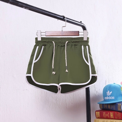 Οι γυναίκες σύντομο αθλητικό παντελόνι βαμβάκι