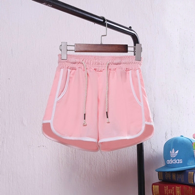 Οι γυναίκες σύντομο αθλητικό παντελόνι βαμβάκι