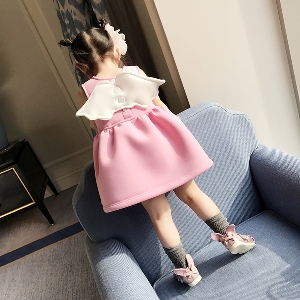 Παιδικό ροζ σύντομο καλοκαιρινό φόρεμα με φτερά