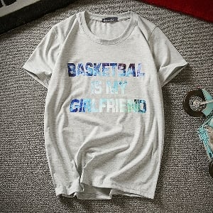 νέα καλοκαιρινή ανδρών t-shirts με ενδιαφέρουσες εκτυπώσεις και μηνύματα «Το μπάσκετ είναι η φίλη μου» - ενδιαφέροντα σχέδια και