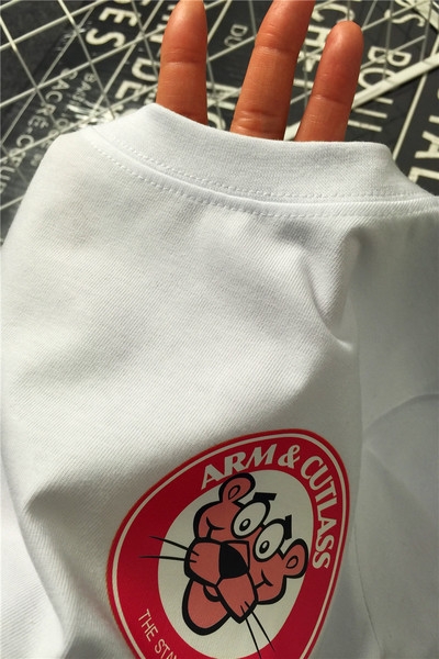 Дамски памучни тениски с къс ръкав с пинко розовата пантера: Бяла и Черна