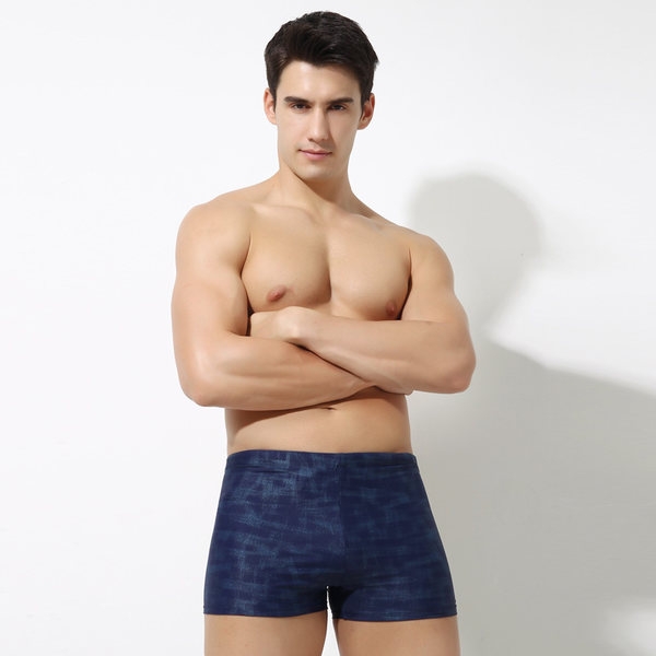 Мъжки бански два модела: сиви и тъмносини боксерки