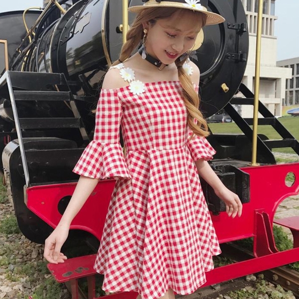 Дамска лятна къса карирана рокля: Червена и Черна