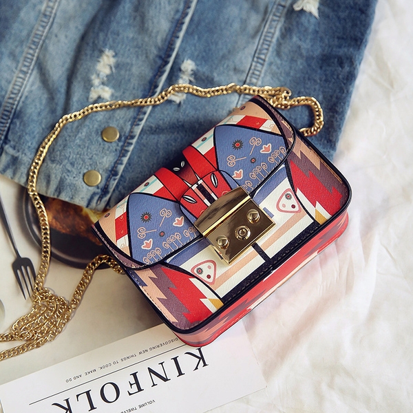 Дамска удобна чанта от еко кожа и полиестър невероятен мини модел