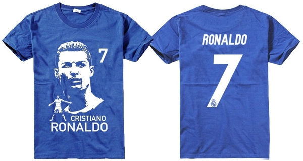 Фен тениски на кралския клуб Реал Мадрид и неговите звезди Роналдо, Гарет Бейл и Родригес