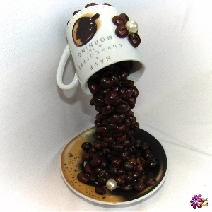  Сувенир - Летяща чаша на кафеманиака - 18 см