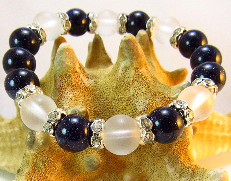 Дамска гривна от естествени камъни Авантюрин и Планински кристал - DM-2278