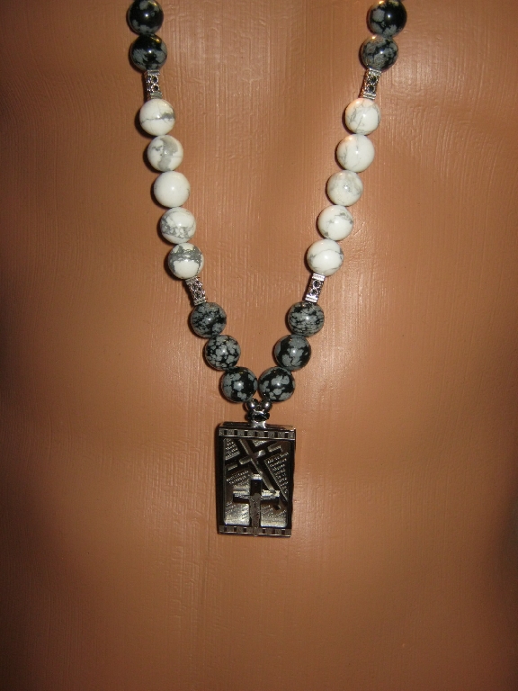 Мъжки гердан от естествени камъни Обсидиан и Хаулит - DM-1006