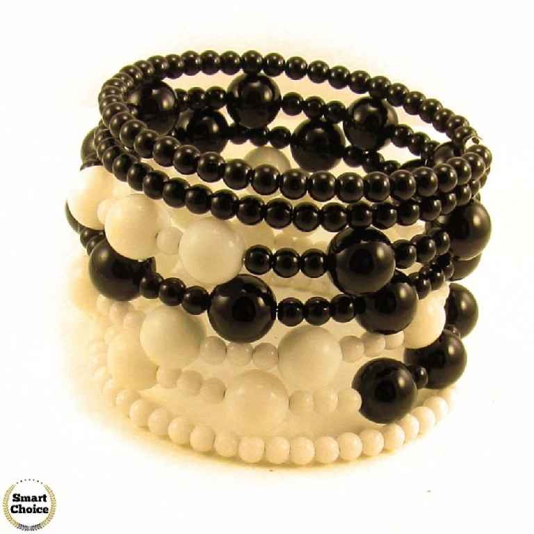 Уникална дамска гривна Ин и Ян от естествени камъни Оникс