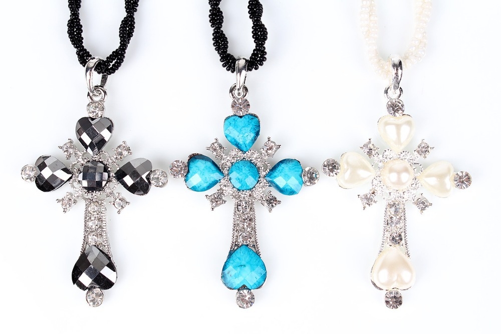 Κολιέ με σταυρό