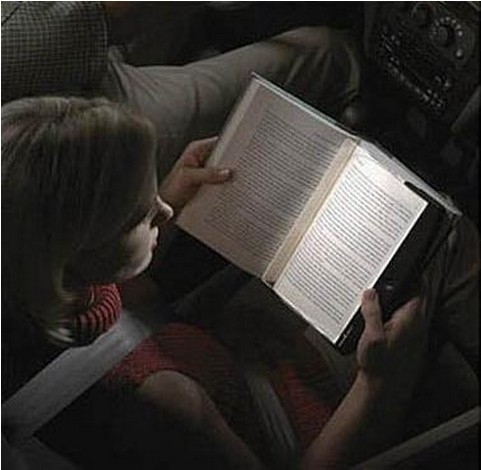 Светещ LED разделител за страници подходящ за четене на тъмно