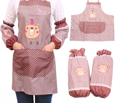 Főzőkötény praktikus mandzsettával