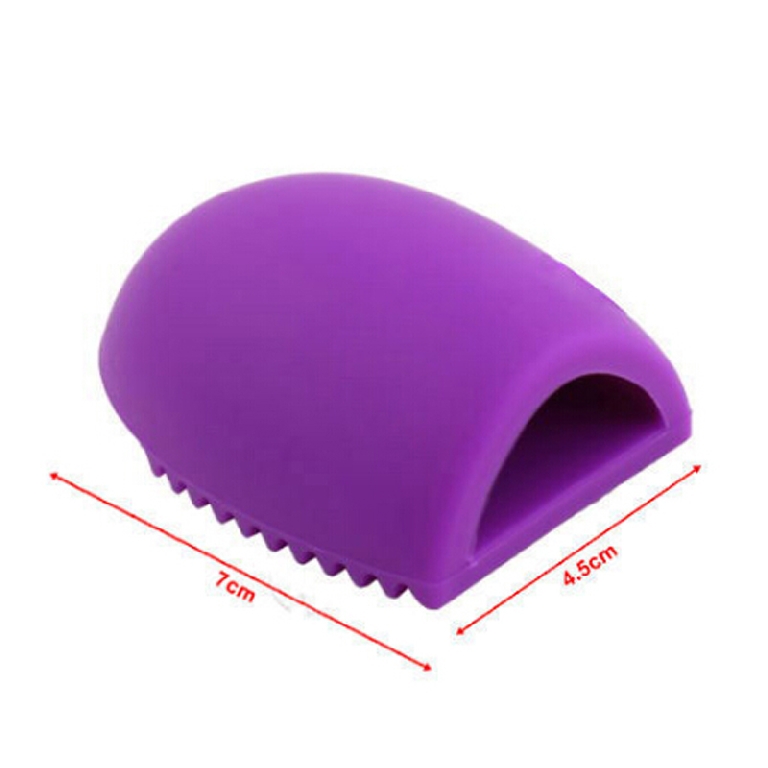 Burete din silicon pentru curatarea pensulelor de machiaj