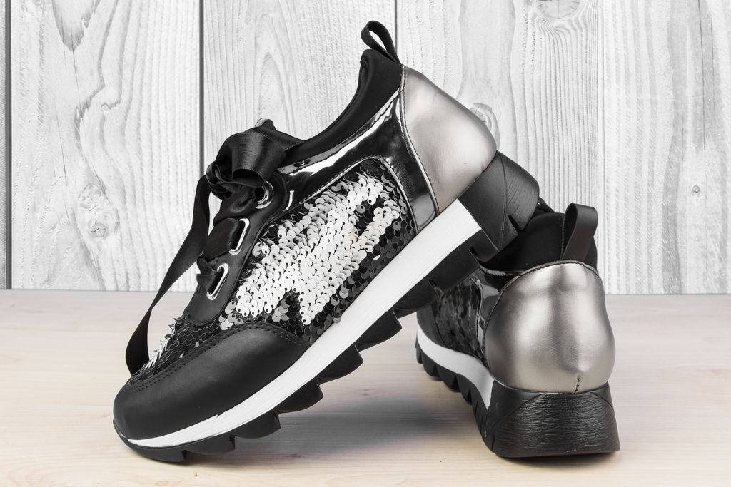 Дамски обувки с двуцветни пайети Черно/Бяло