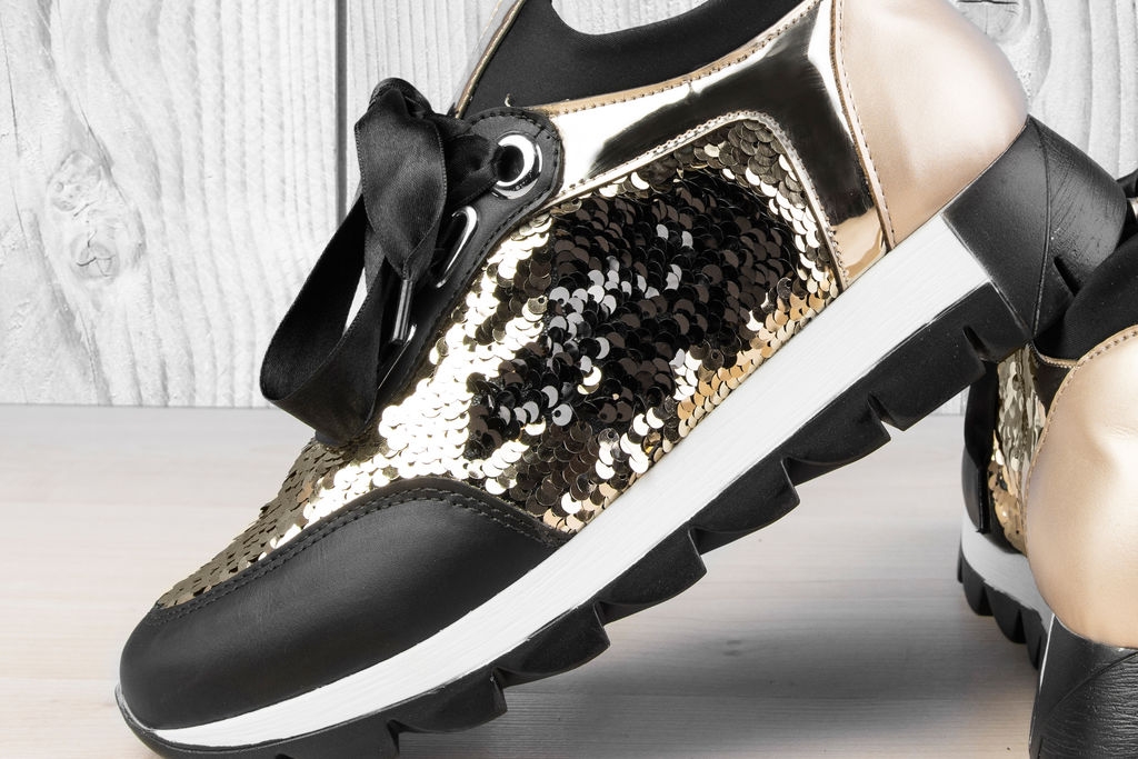 Дамски обувки с двуцветни пайети Черно/Златисто