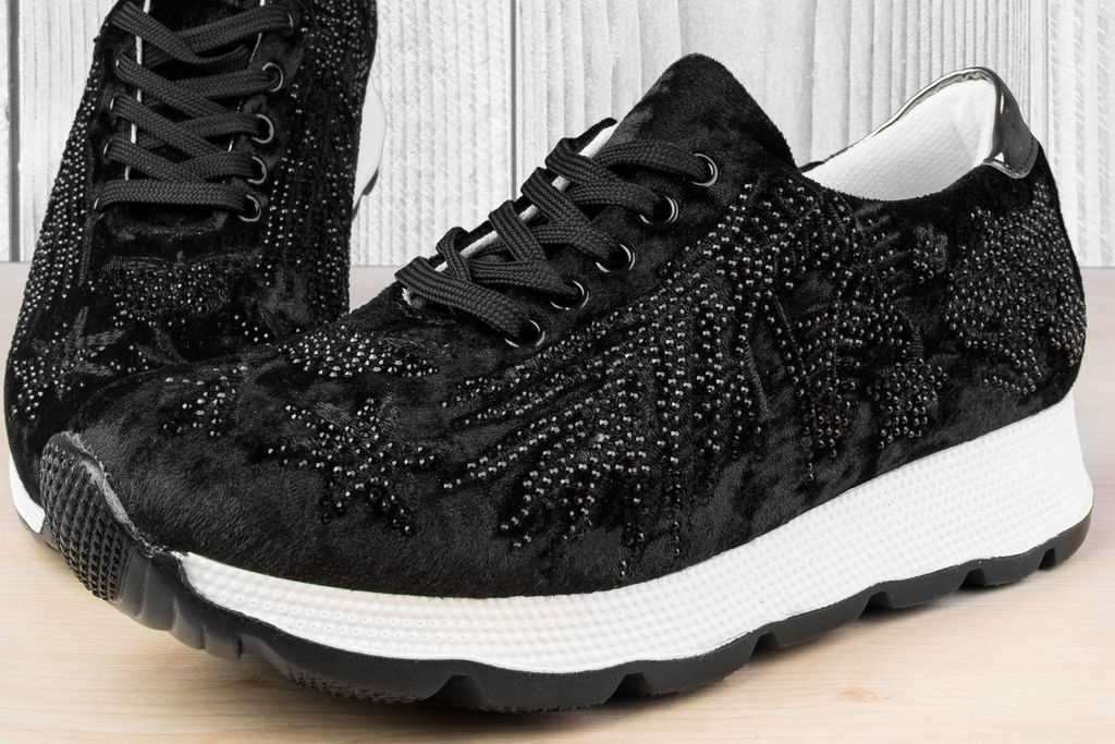 Дамски маратонки Black Plush