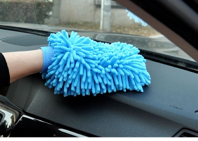 Микрофибърна ръкавица за почистване и подсушаване на автомобила