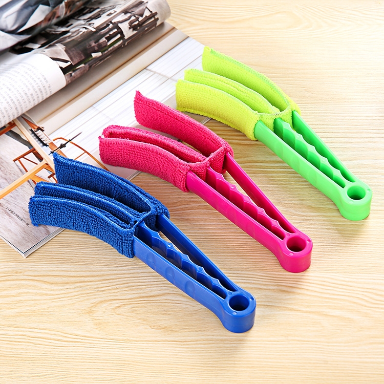 Практична четка за почистване на труднодостъпни места