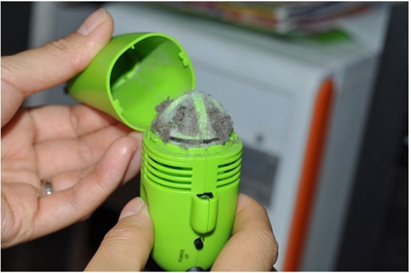 Малка USB прахосмукачка за клавиатура